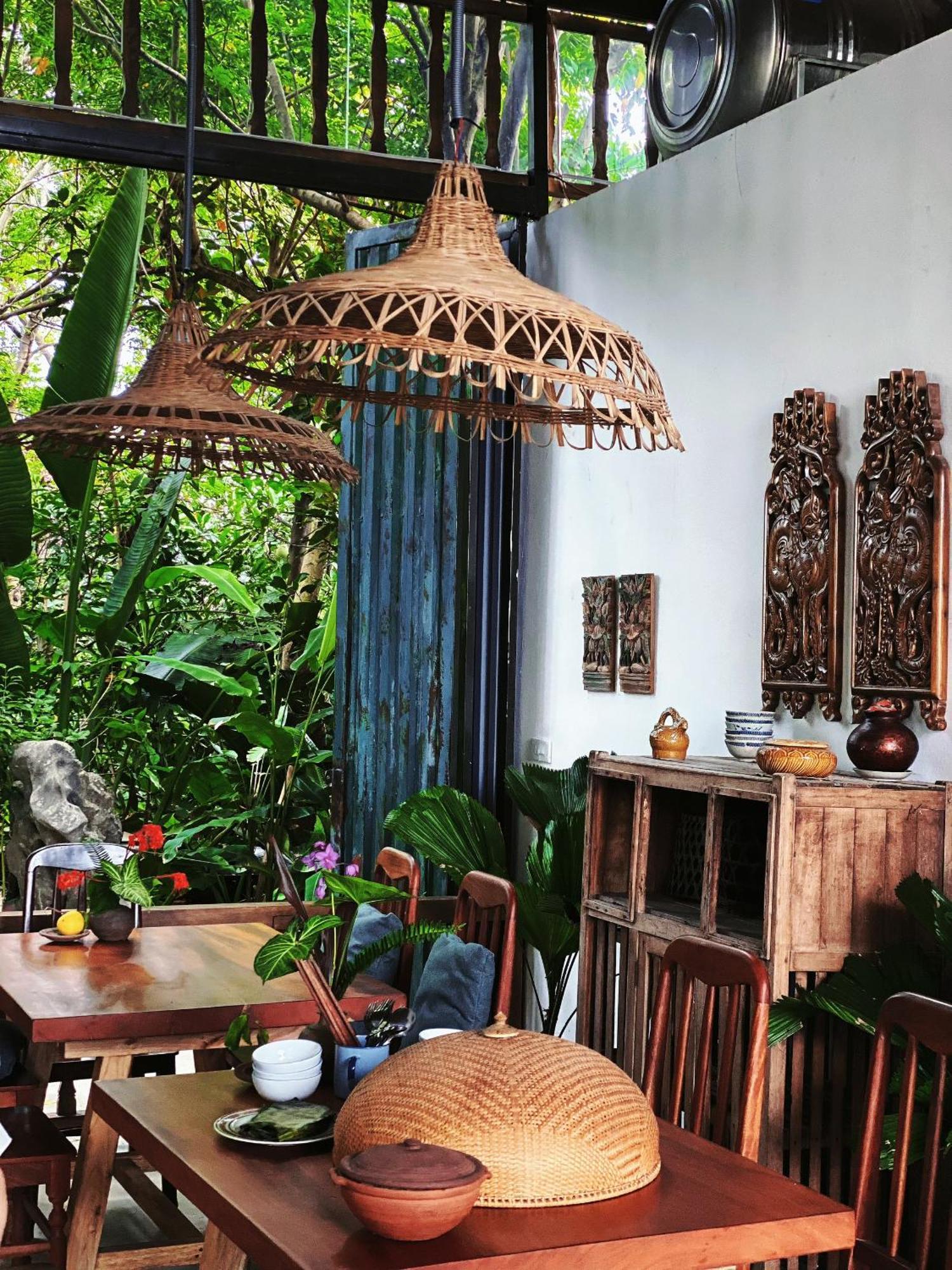 Nha Lua Homestay ニンビン エクステリア 写真